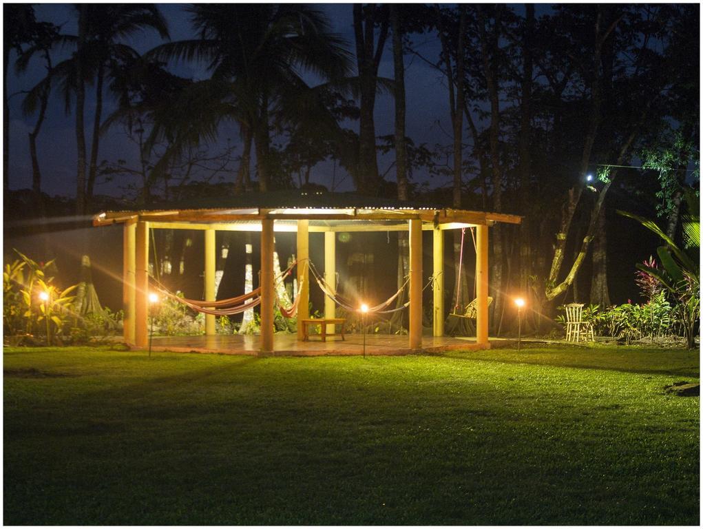 Lirio Lodge Barra de Pacuare Exterior photo