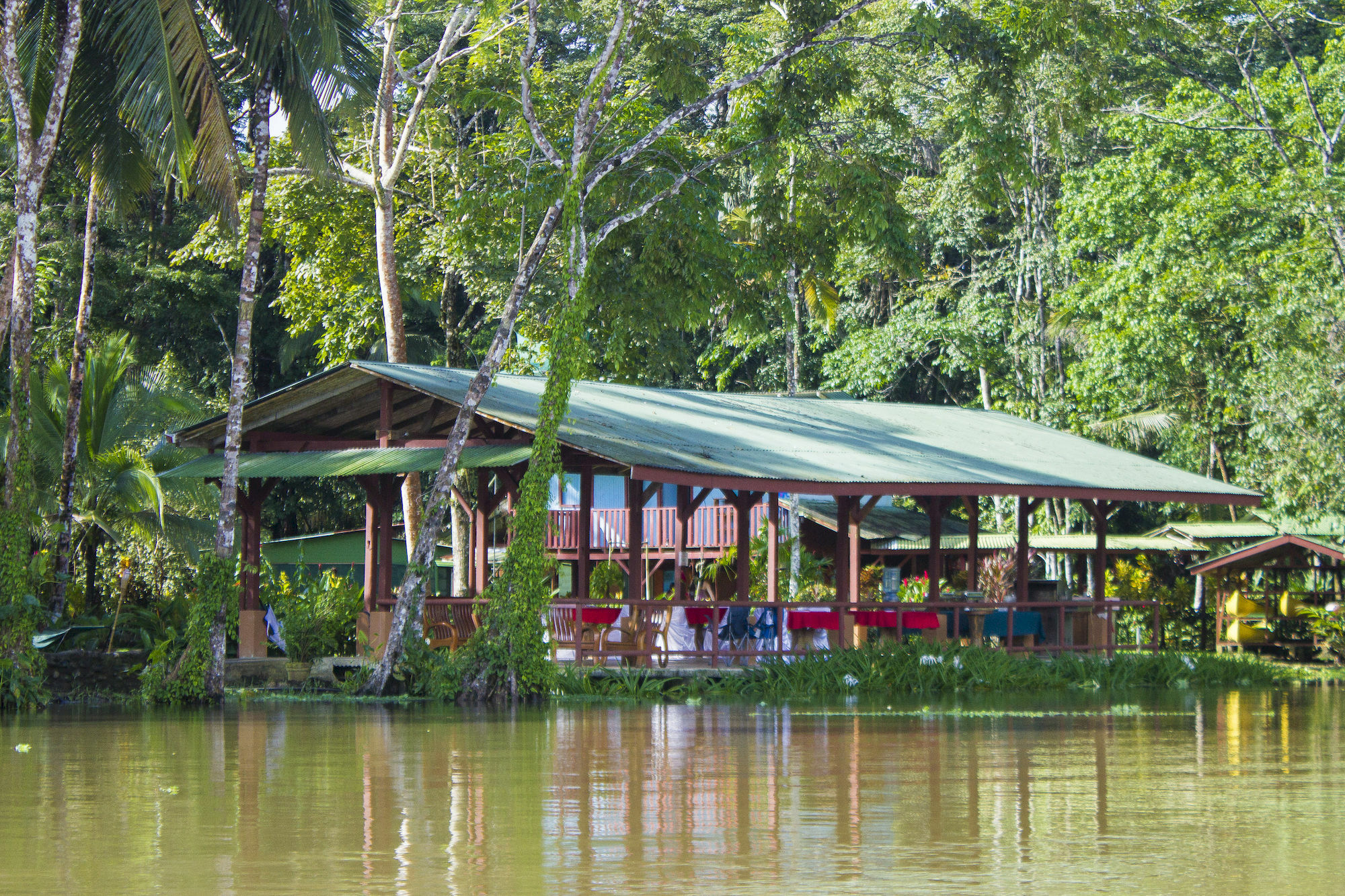 Lirio Lodge Barra de Pacuare Exterior photo